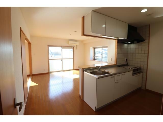  オレンジハウス