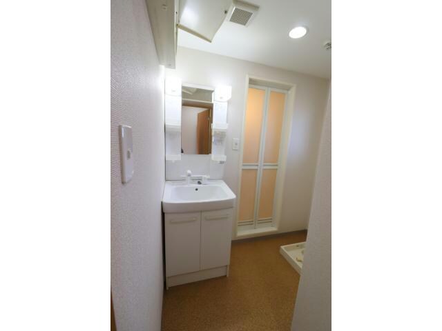  オレンジハウス