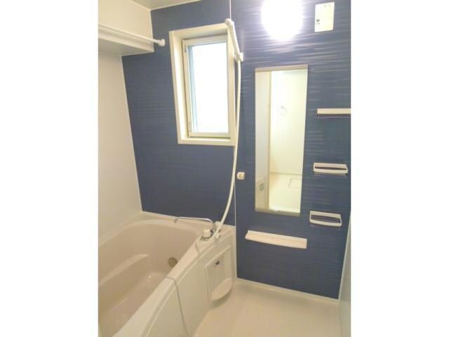 別部屋写真・間取り反転 ブレーメン　リーベ　Ⅱ