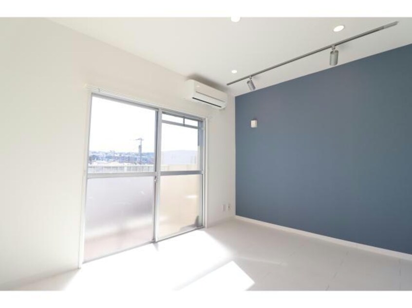 303 シャトレ原新町