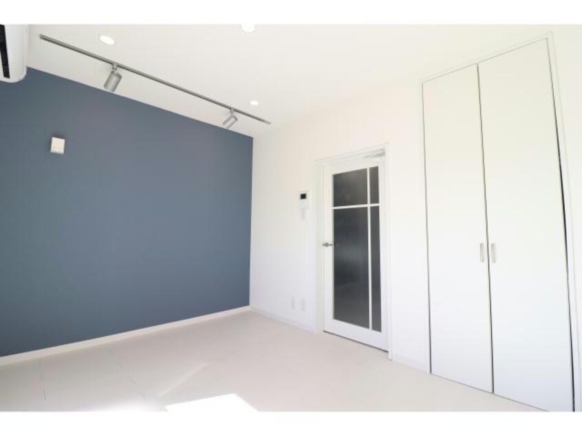  シャトレ原新町