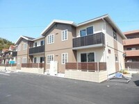 ユアーハウス　F