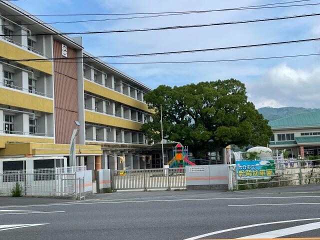 大分市立松岡小学校(小学校)まで874m ガーデンハイツ松岡