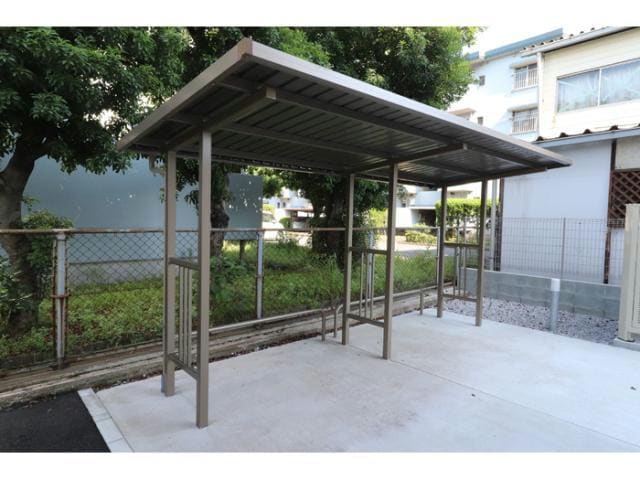  PREMILIFE萩原