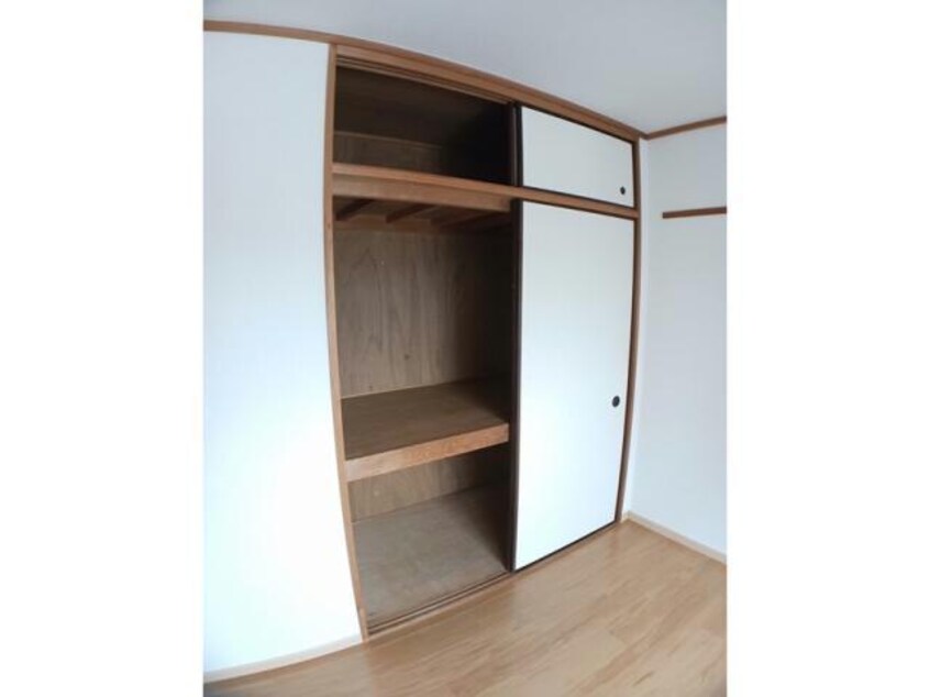  シャレーハイツ森町B