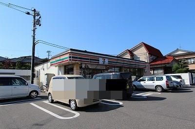 セブンイレブン新潟小針藤山店(コンビニ)まで416m プロムナード小針