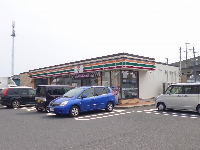 セブンイレブン新潟山田店(コンビニ)まで819m 山田　安部貸家