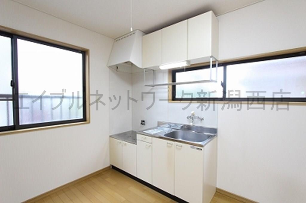  シュペルノーヴァ　Ａ棟