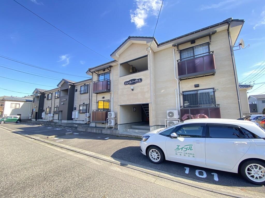  シュペルノーヴァ　Ａ棟