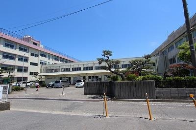 新潟市立坂井輪中学校(中学校/中等教育学校)まで1525m ハイムクローバーIII