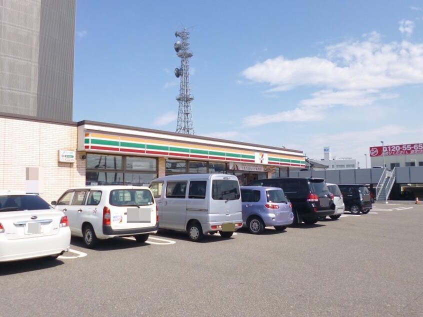 セブンイレブン新潟黒埼インター店(コンビニ)まで787m キャトルセゾンＡ・Ｂ棟