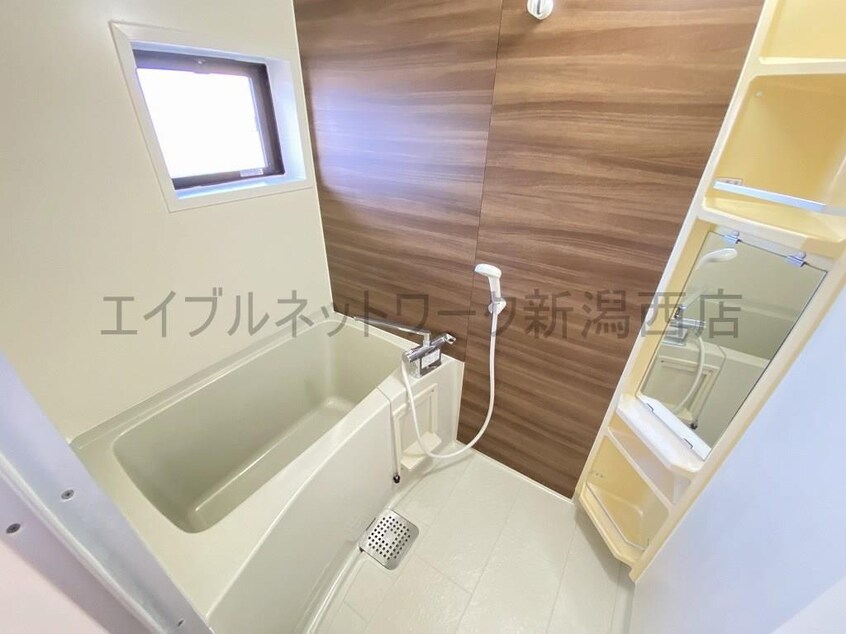 参考写真（反転タイプ） サンモールヴィレッジ