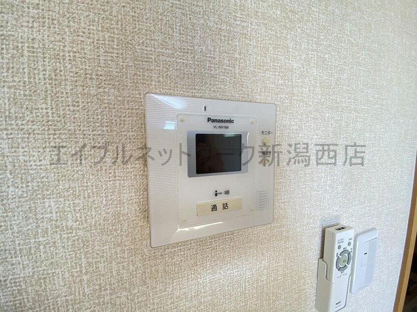 参考写真（反転タイプ） サンモールヴィレッジ