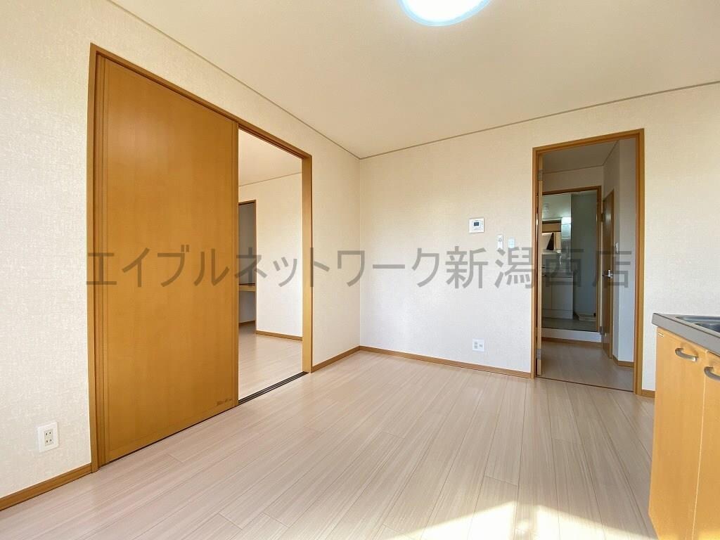 参考写真（反転タイプ） サンモールヴィレッジ