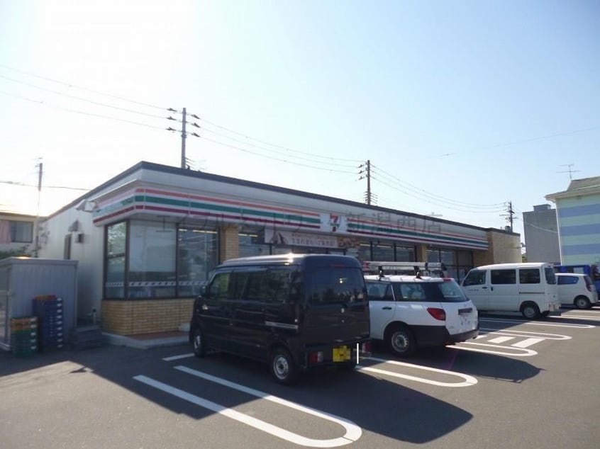 セブンイレブン新潟小新店(コンビニ)まで472m エルスール