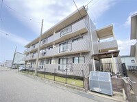 トロワ・リッチェ・ヒロ