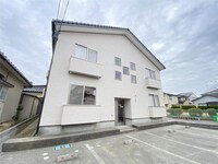 アイビス坂井東