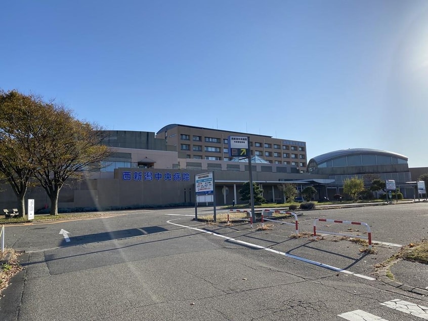 独立行政法人国立病院機構西新潟中央病院(病院)まで2519m ローレル寺尾