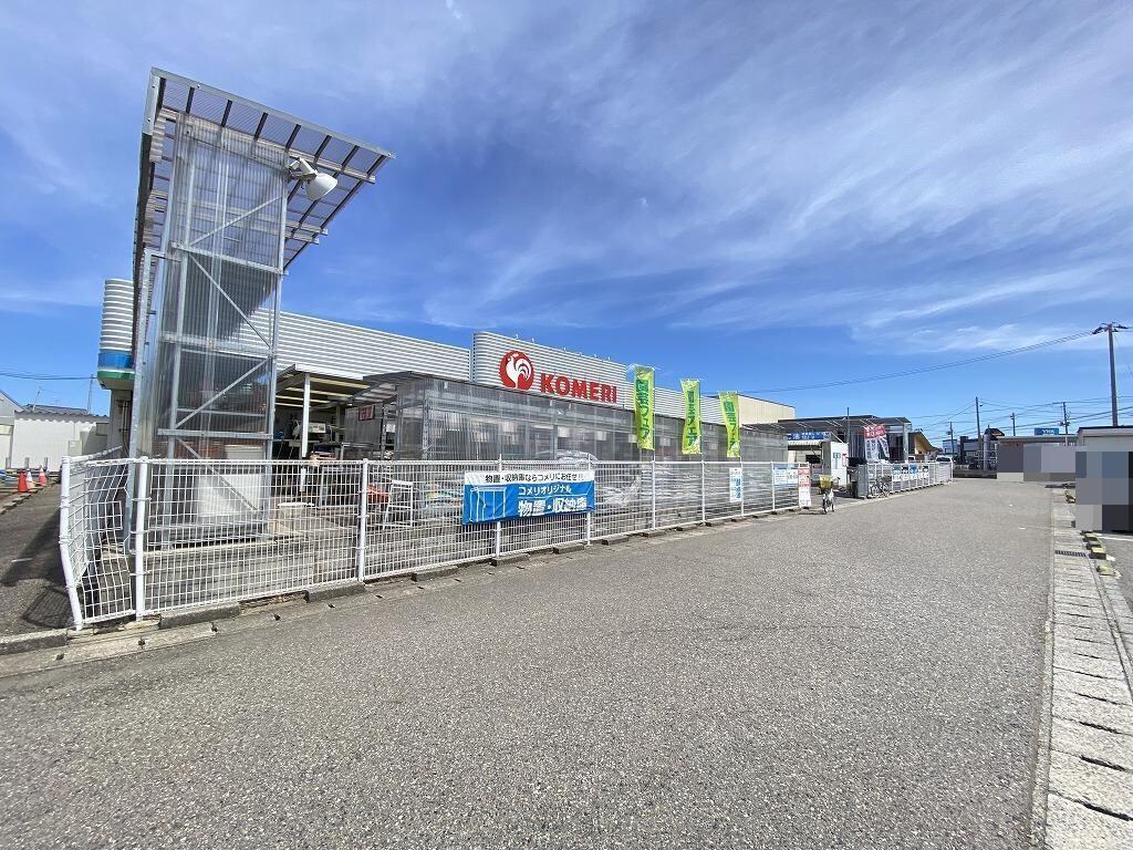 コメリハード＆グリーン内野店(電気量販店/ホームセンター)まで1878m サンシャインIII