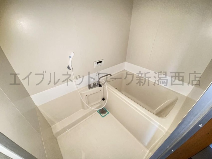  日星ビル