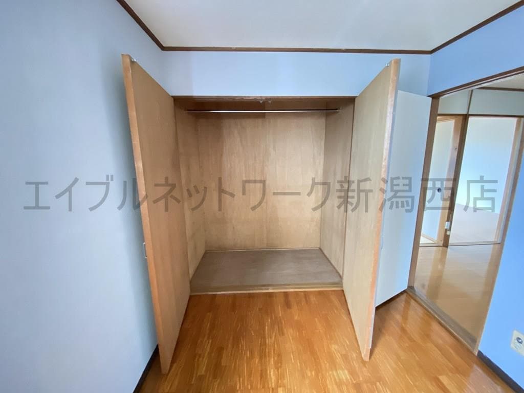  日星ビル