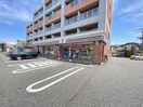セブンイレブン新潟小新4丁目店(コンビニ)まで270m マイアナ