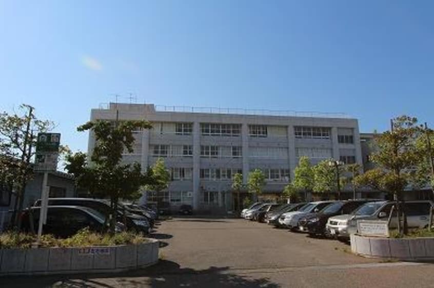 新潟市立小針小学校(小学校)まで330m フェリーチェ