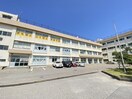 新潟市立五十嵐中学校(中学校/中等教育学校)まで2565m ウエストヒルズ