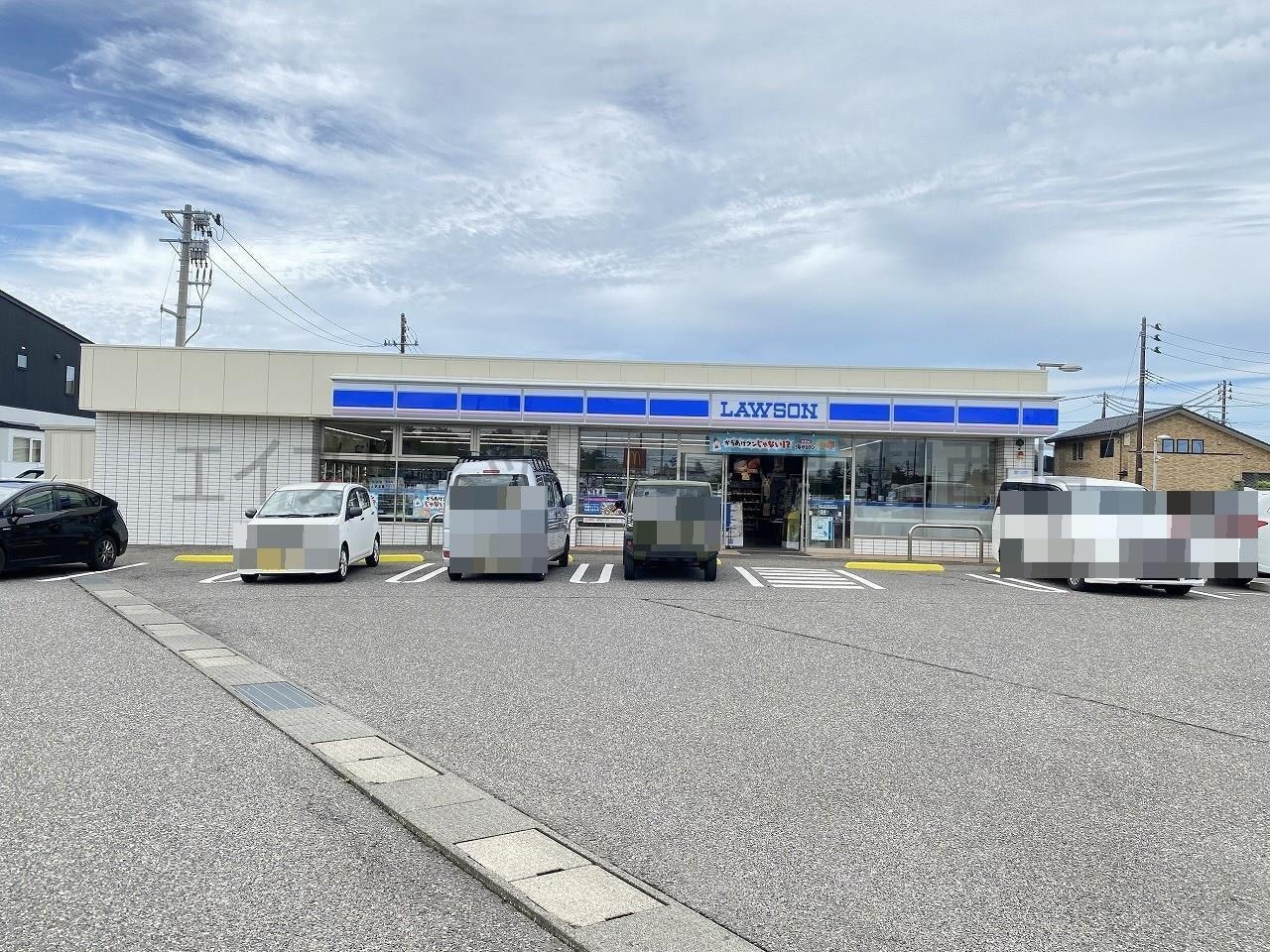 ローソン新潟亀貝店(コンビニ)まで574m ミライズテラス亀貝
