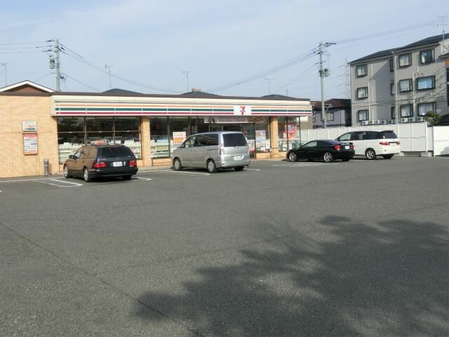 セブンイレブン新潟東出来島店(コンビニ)まで357m 上所グリーンタウン　D棟