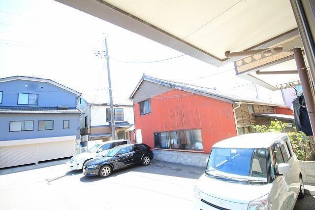  サンロイヤル白山浦