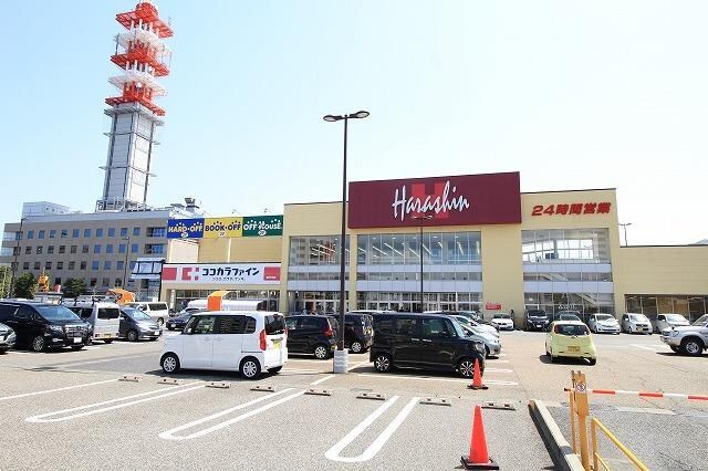 原信南万代店(スーパー)まで1937m ホポロ東万代