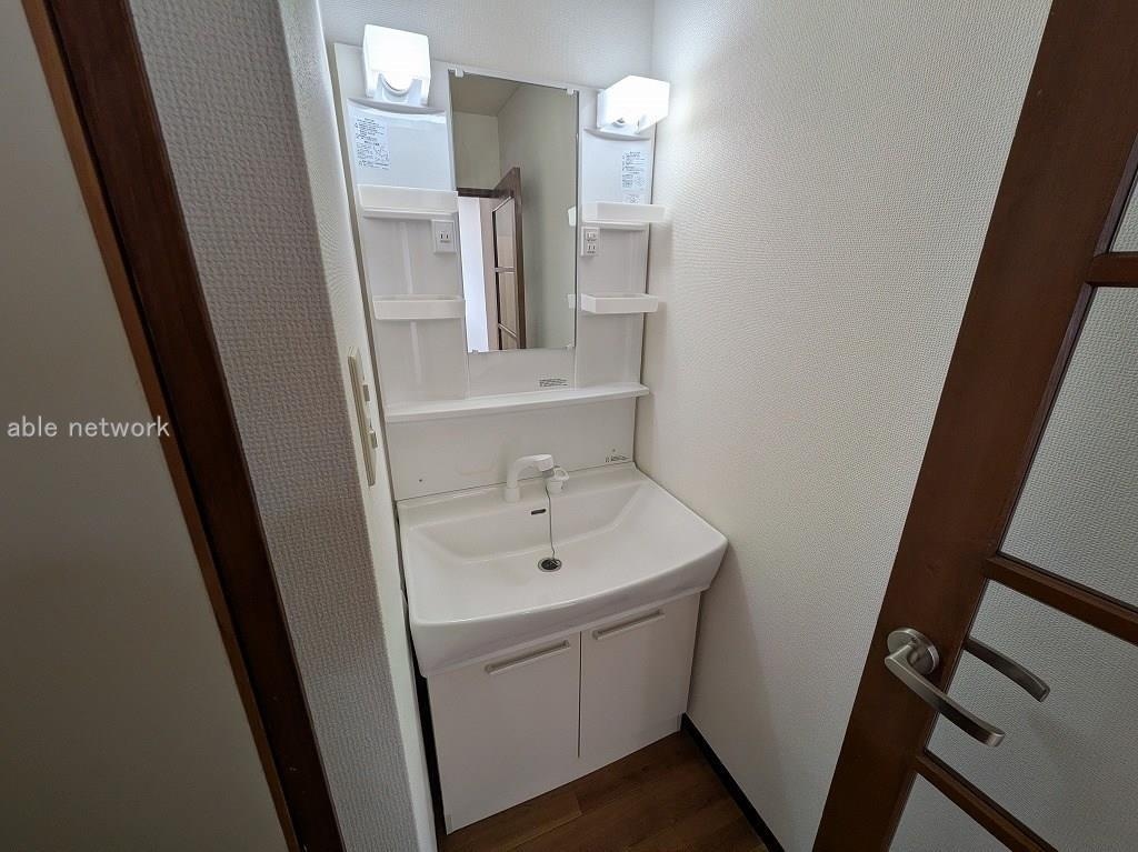  リバティープラザ東大通