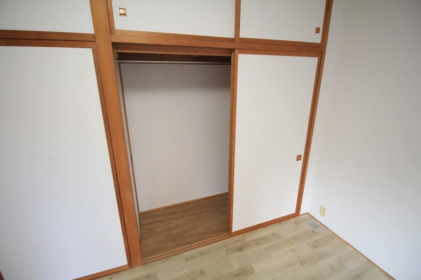  リバティープラザ東大通