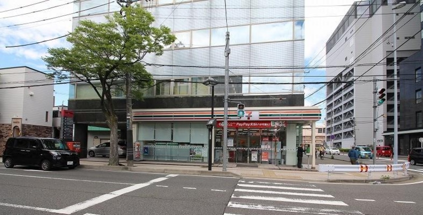 セブンイレブン新潟天神店(コンビニ)まで343m マンショングレイス