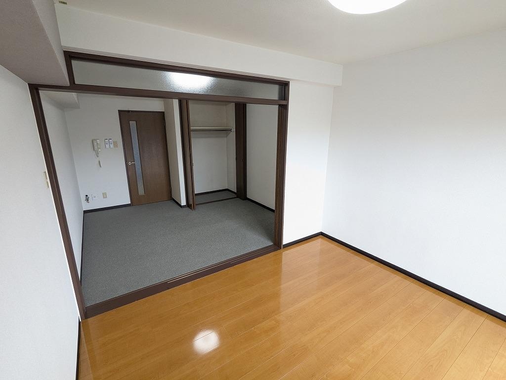  朝日プラザ栗ノ木　302号室
