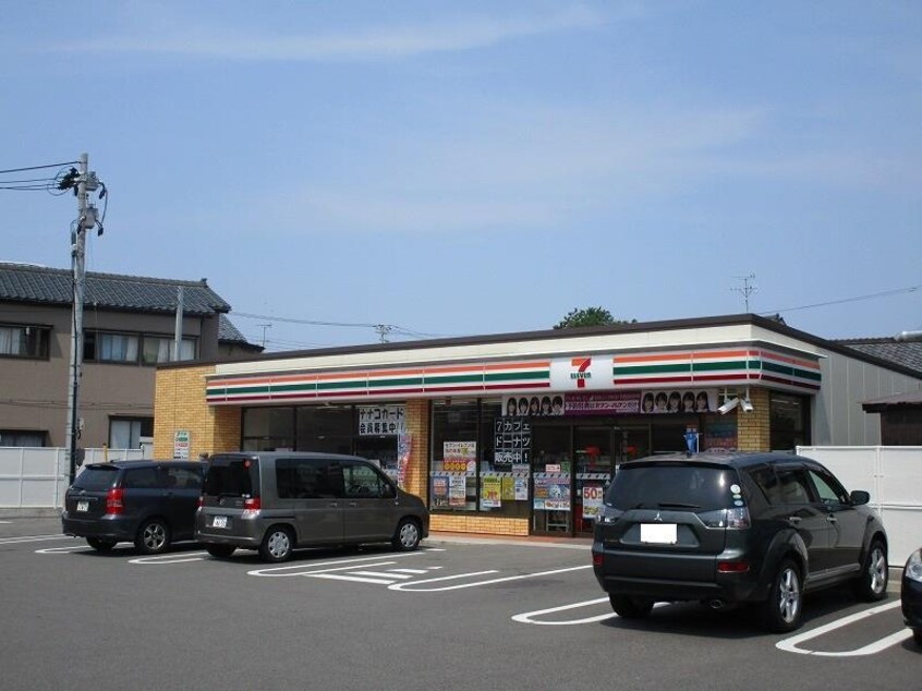 セブンイレブン新潟信濃町店(コンビニ)まで919m ドミールN