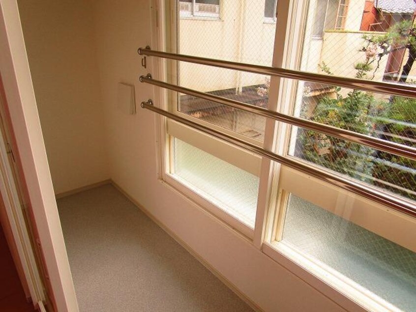  ローレルガーデン白山