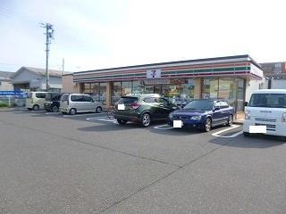 セブン-イレブン 新潟上所店(コンビニ)まで150m クローバーハウス