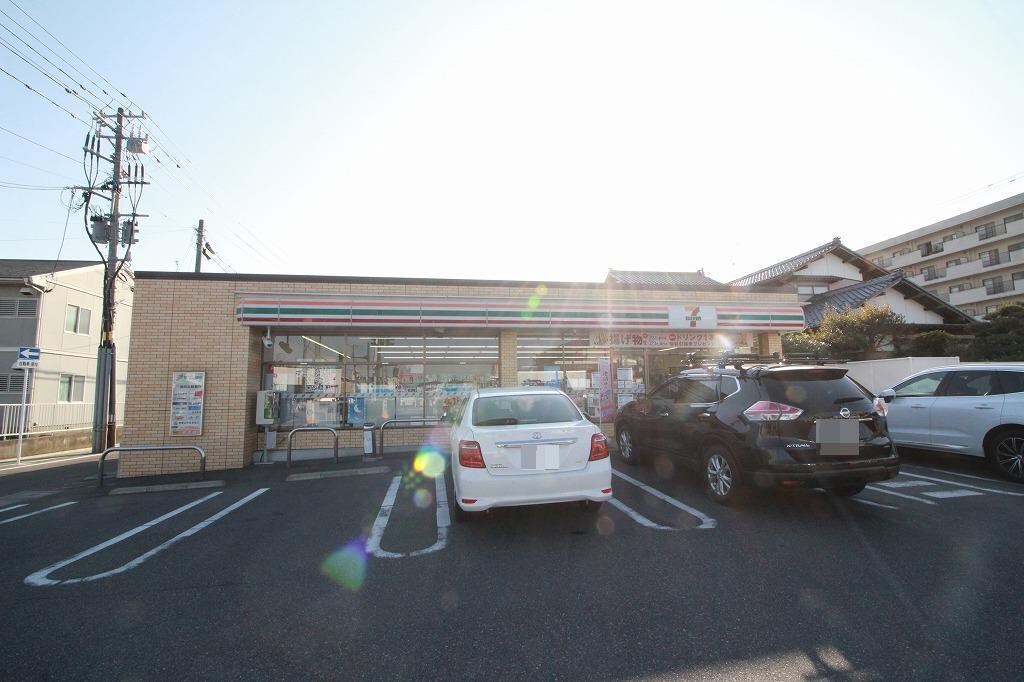 セブンイレブン新潟和合町店(コンビニ)まで564m クレエ