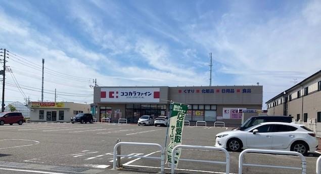 ココカラファイン鳥屋野南店(ドラッグストア)まで437m ポラリス