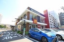 マクドナルド新潟万代店(ファストフード)まで424m コーポラス万代