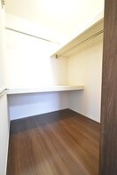  ロイヤルガーデンコート新和A