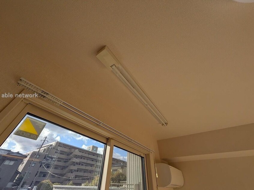  ロイヤルガーデンコート新和A