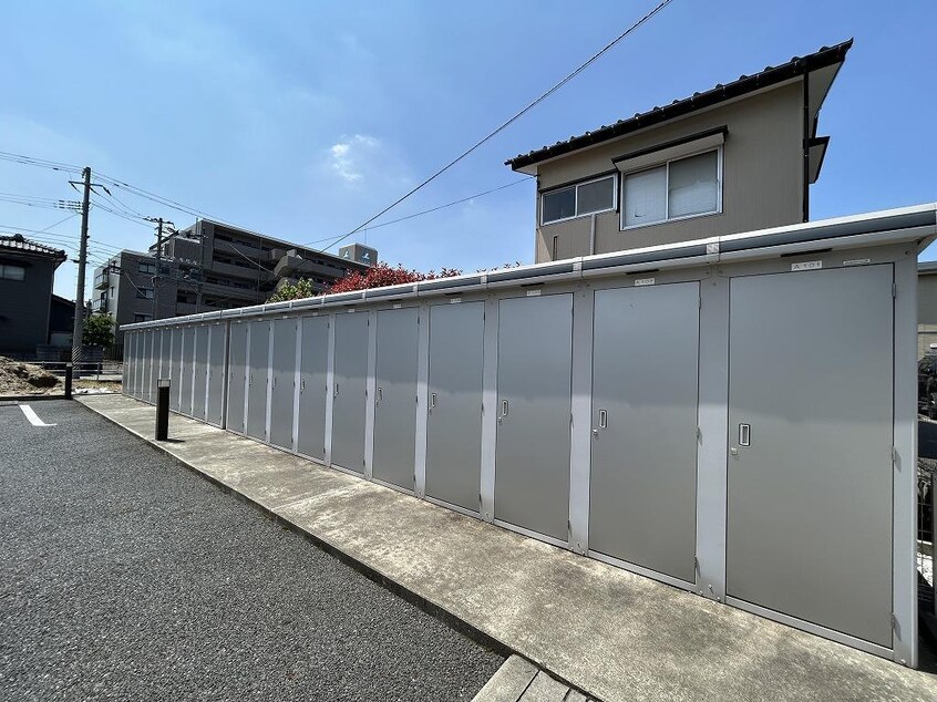  ロイヤルガーデンコート新和A