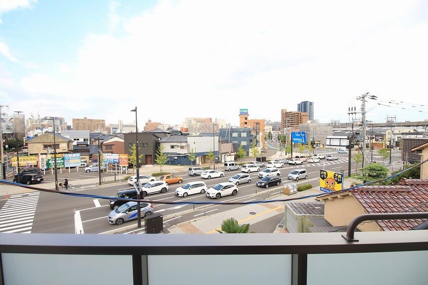  シャーメゾン万代ウェスト