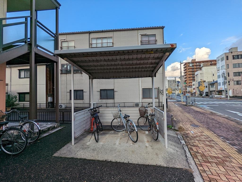  柳都ハイツ東堀