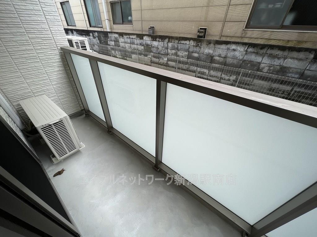  シャーメゾン上所