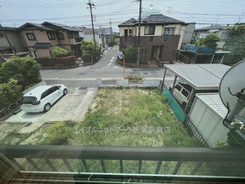  長潟１丁目貸家