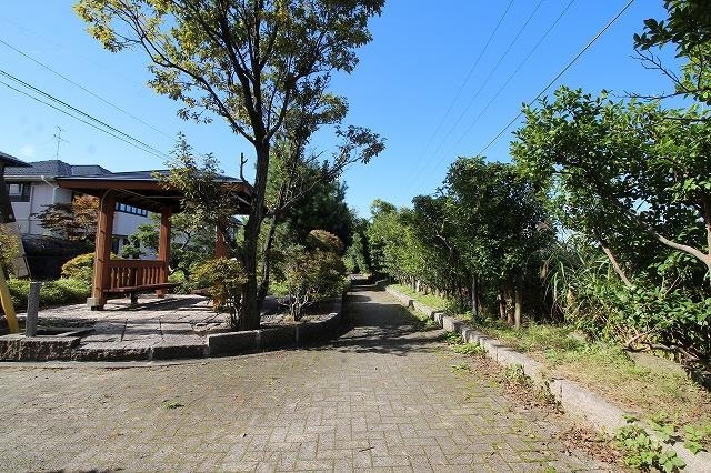 東新潟駅西緑道(公園)まで1358m センチュリーハイツ中島